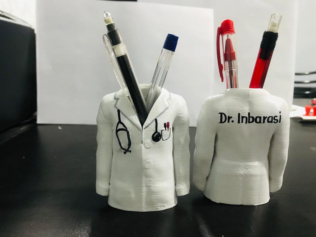 Dr Coat Penstand - 3D Galaxy