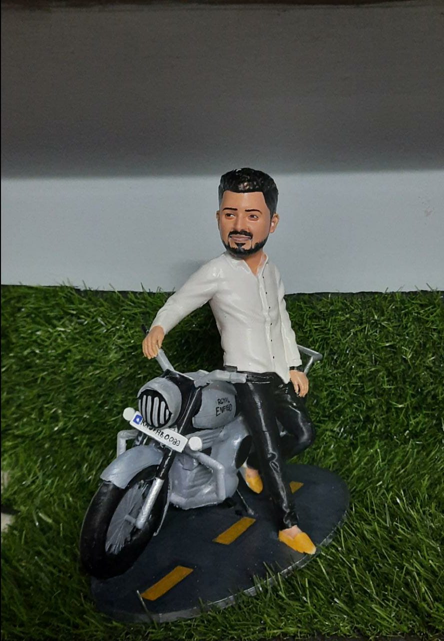 Single Full Body Miniature + OBJECT