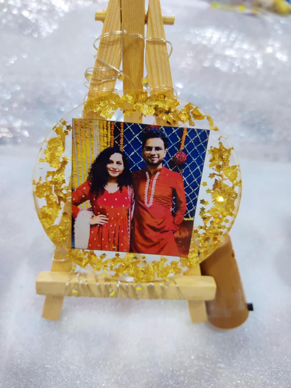 Resin Memory Stand
