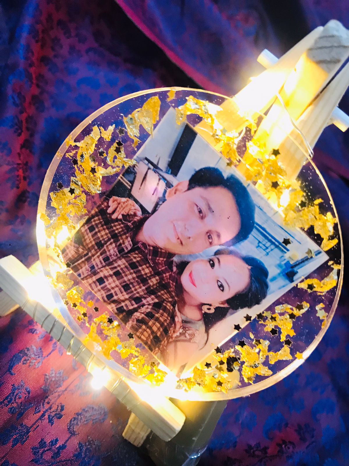Resin Memory Stand