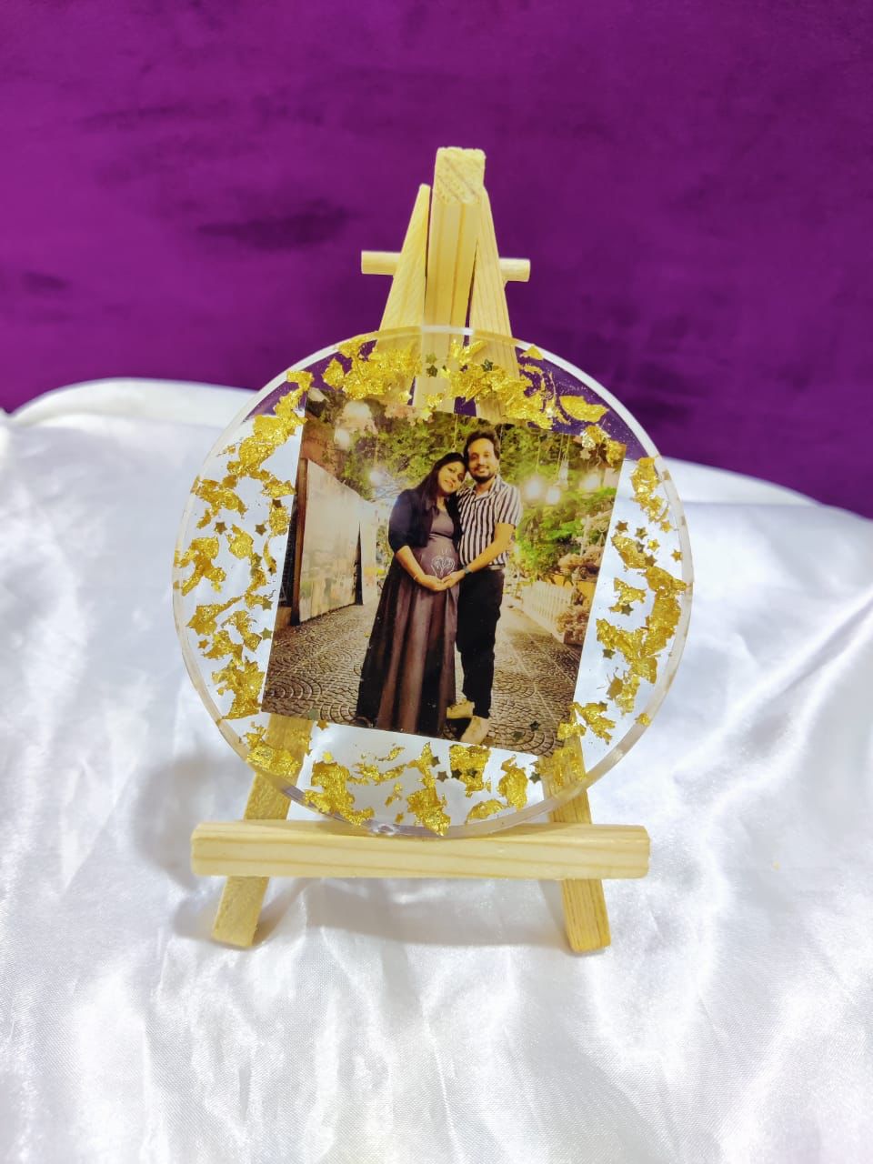 Resin Memory Stand