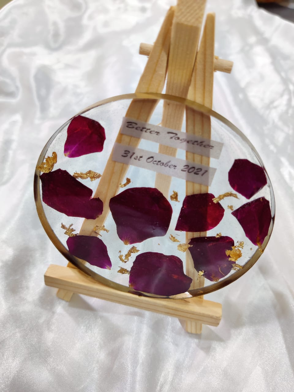 Resin Memory Stand