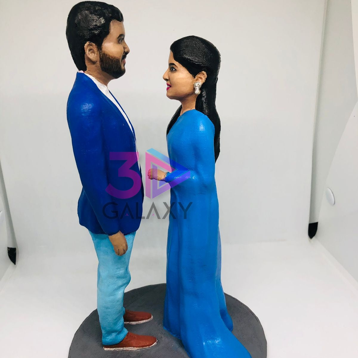 Personalised Couple Full body 3D Miniature - Best Anniversary Gift For Husband
