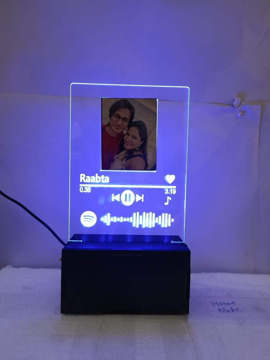 SPOTIFY ACRYLIC PLAQUE WITH STAND