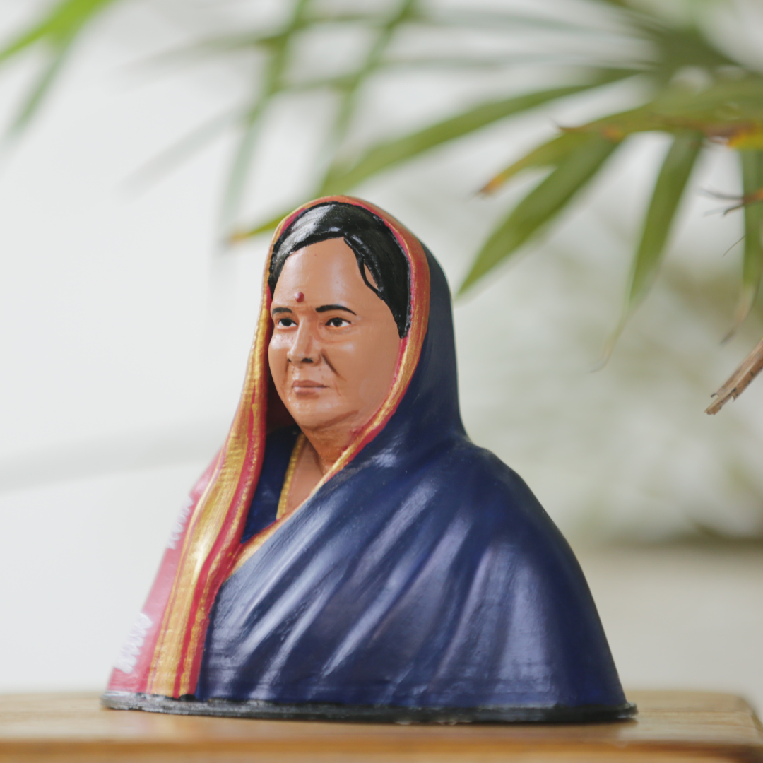 Best Birthday Gift For Mother - 3d Miniature Half Bust