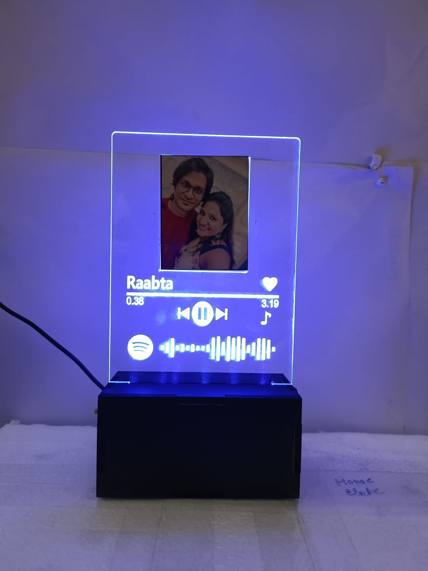 SPOTIFY ACRYLIC PLAQUE WITH STAND